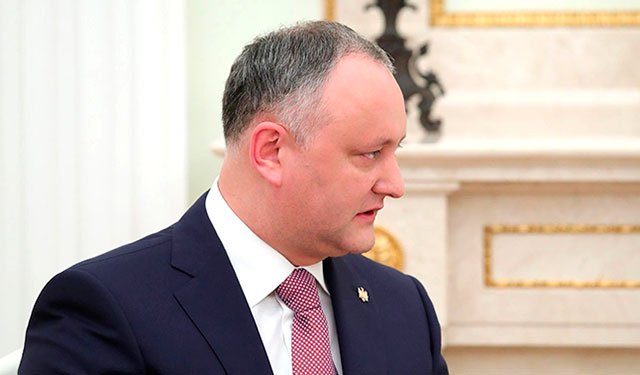 Президент Молдови Додон заборонив своїм військовослужбовцям брати участь в українських навчаннях 