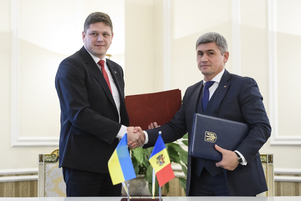 Украина и Молдова подписали Соглашение о реадмиссии 